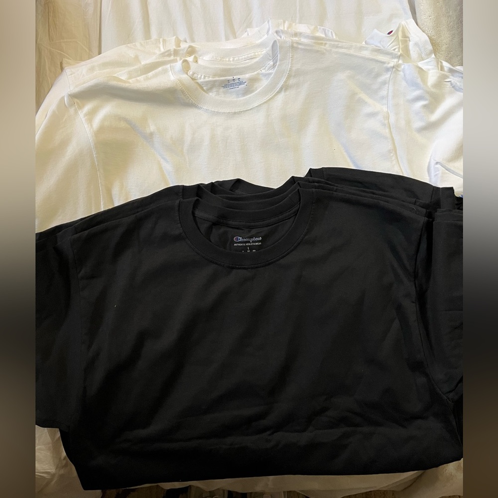 BUNDLE OF BRAND NEW Men’s Champion Plain White and Black T-Shirts Size Large